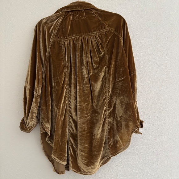 Gold Crushed Velvet Button Down - Picture 3 of 9